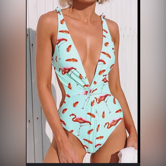 Cupshe Other - Cupshe Flamingo Print One Piece Swimsuit
